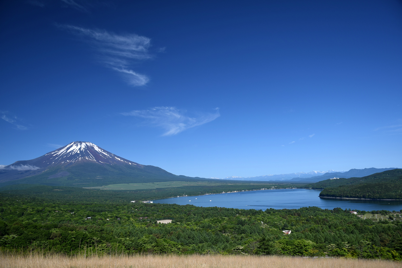 Mount Fuji Lake Yamanaka Yamanashi Japatabi